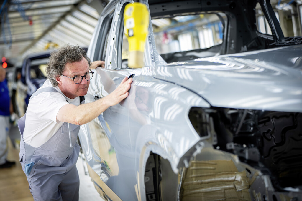 Industria automotriz alemana enfrenta crisis en 2026