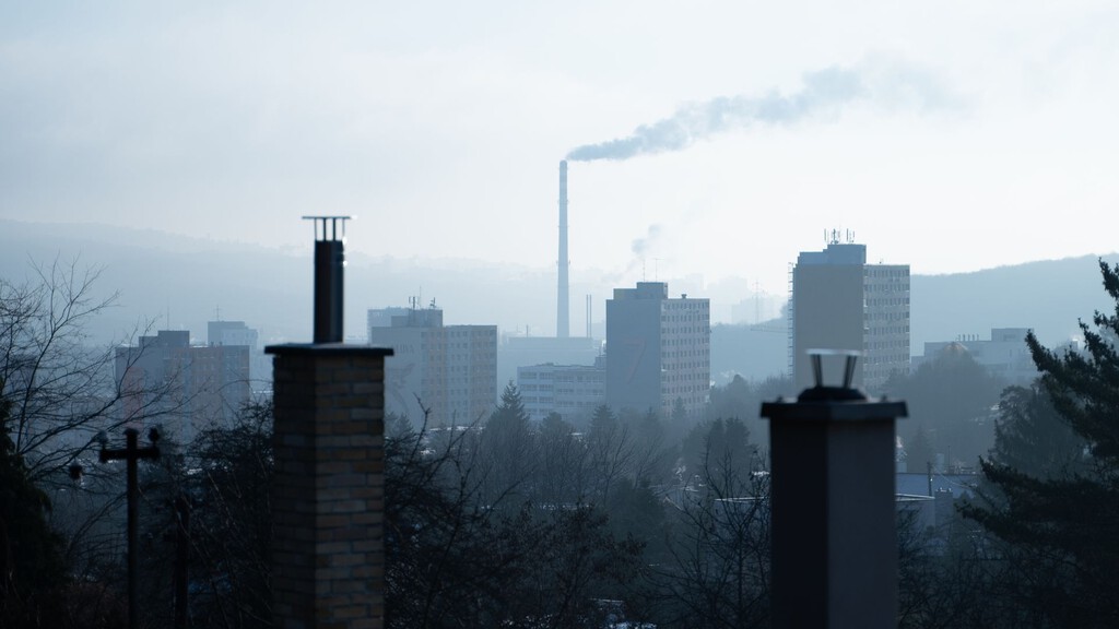Contaminación del aire en 2026 afecta salud bucal en España | El Informador
