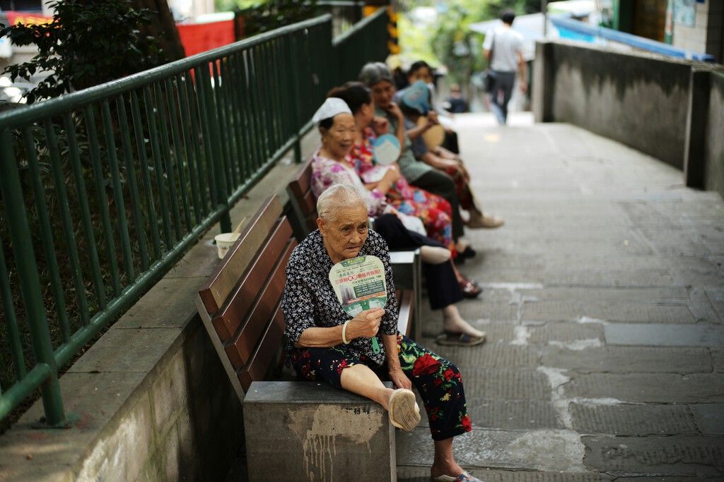 Hijos de Alquiler en China: Crisis por Envejecimiento