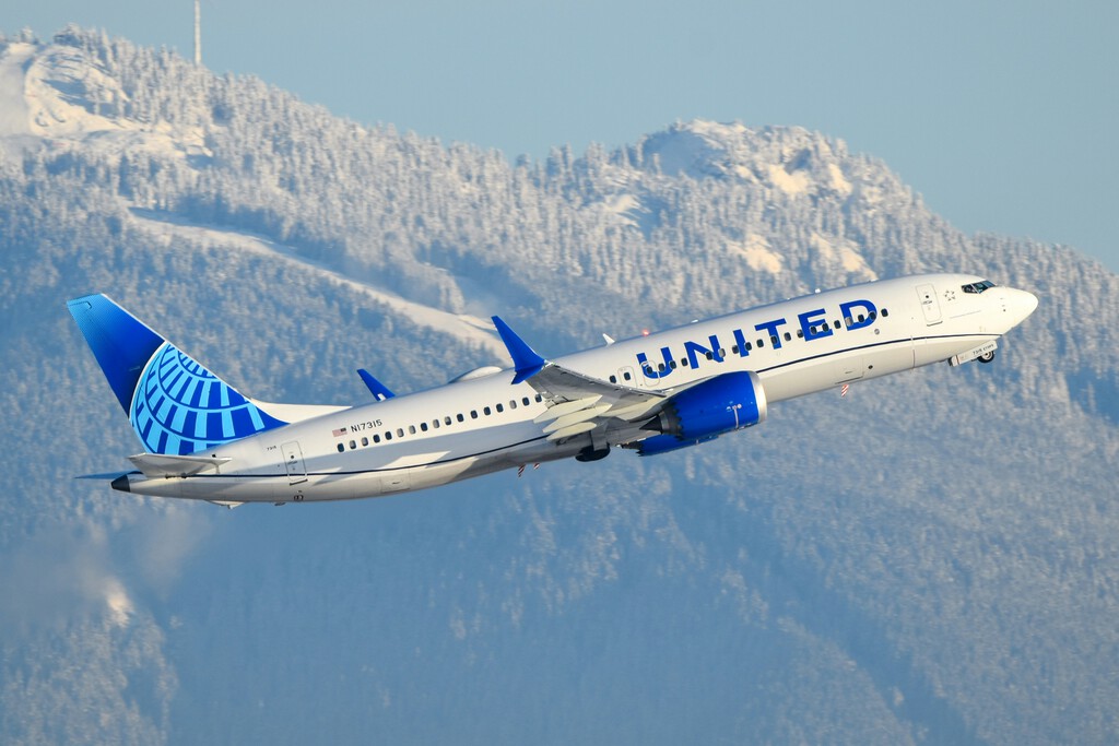 Fallos en software Boeing 737 MAX afectan a 2,500 aviones