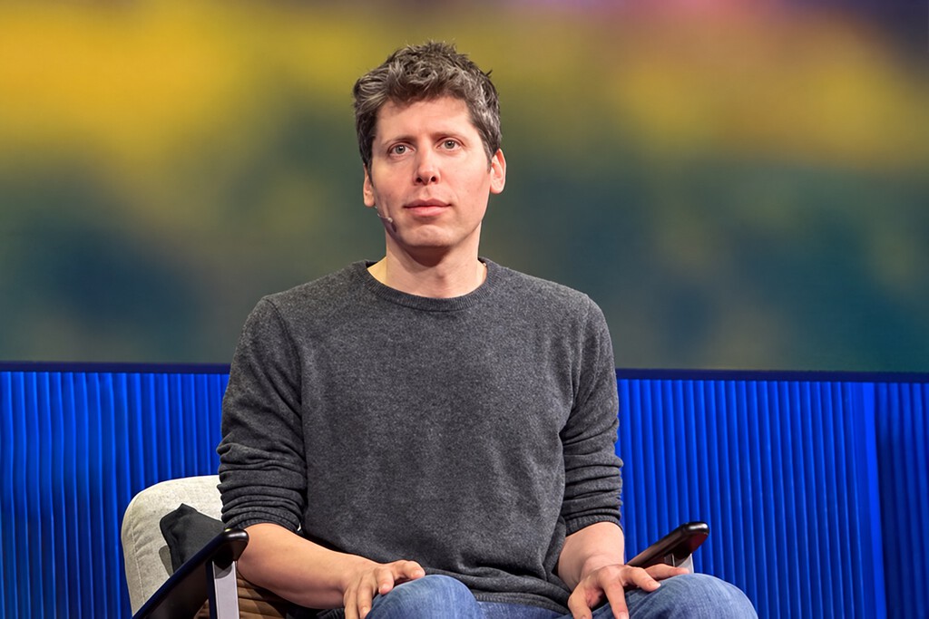 Sam Altman en el DevDay Madrid hablando sobre el futuro de la IA y el empoderamiento ciudadano